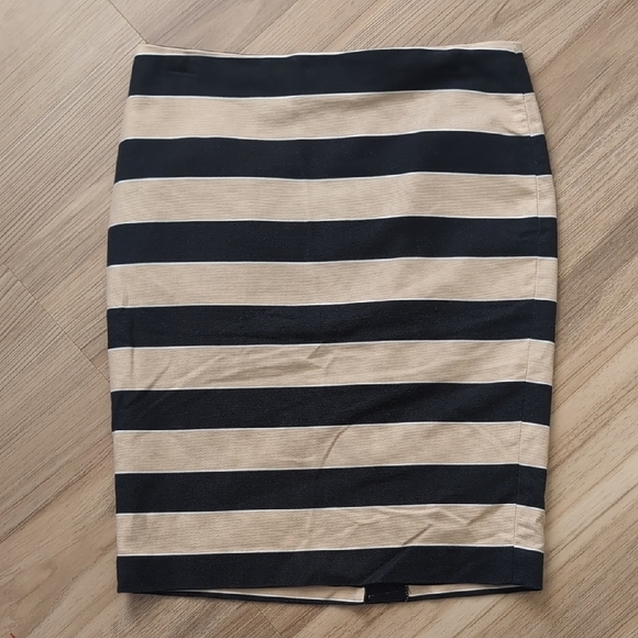 LOFT Black and Cream Cotton Pencil Skirt for Work - Picture 1 of 5